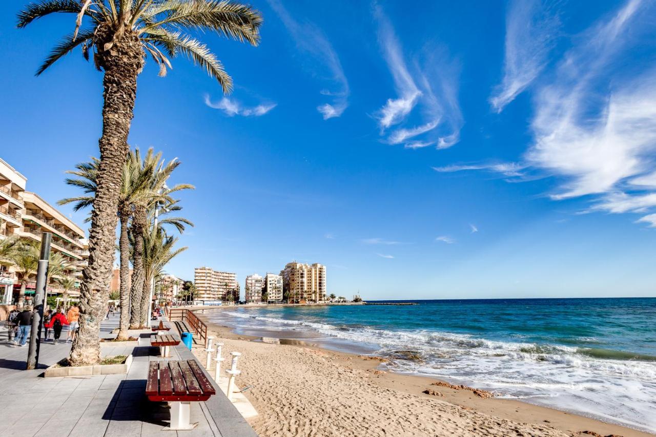 Moderno Apartamento Scandic, Playa Del Cura 또레비에하 외부 사진