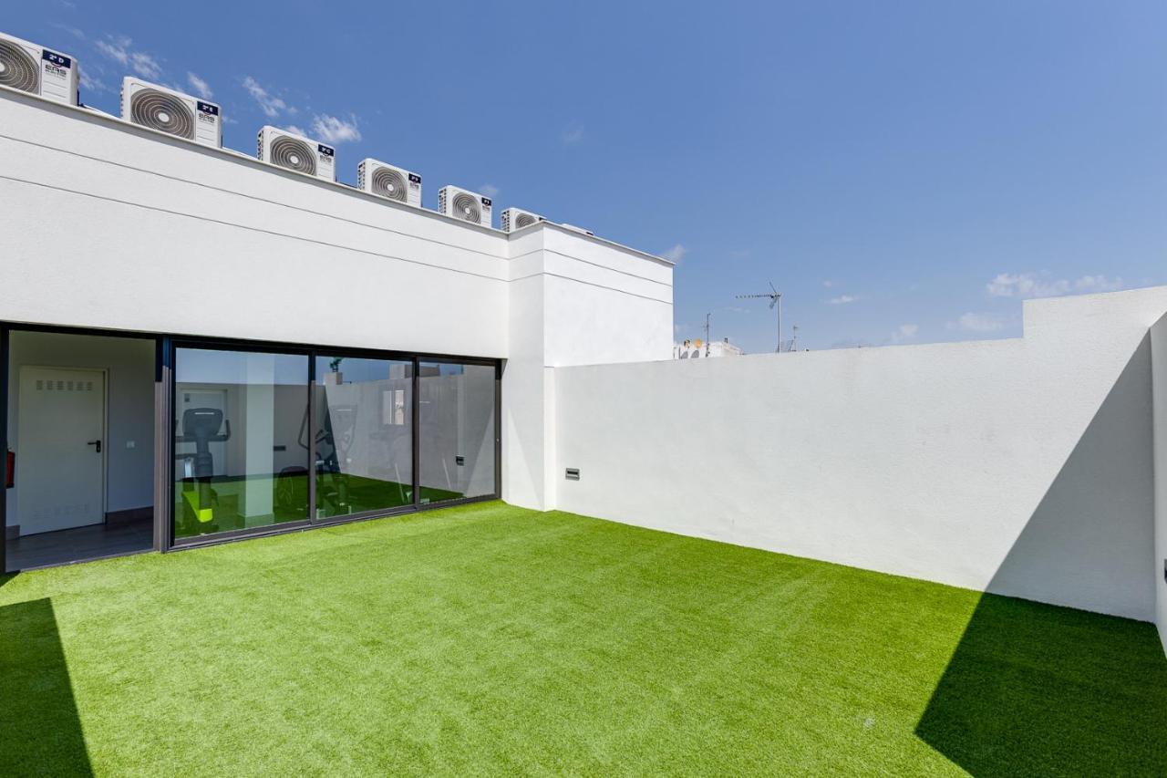 Moderno Apartamento Scandic, Playa Del Cura 또레비에하 외부 사진